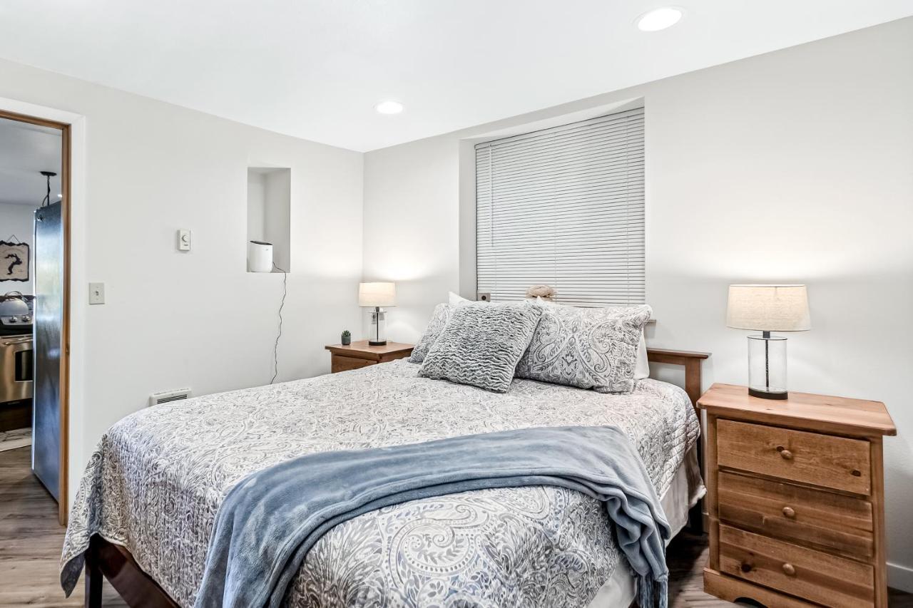 Appartamento Driftwood Waterfront Gem Sandpoint Esterno foto